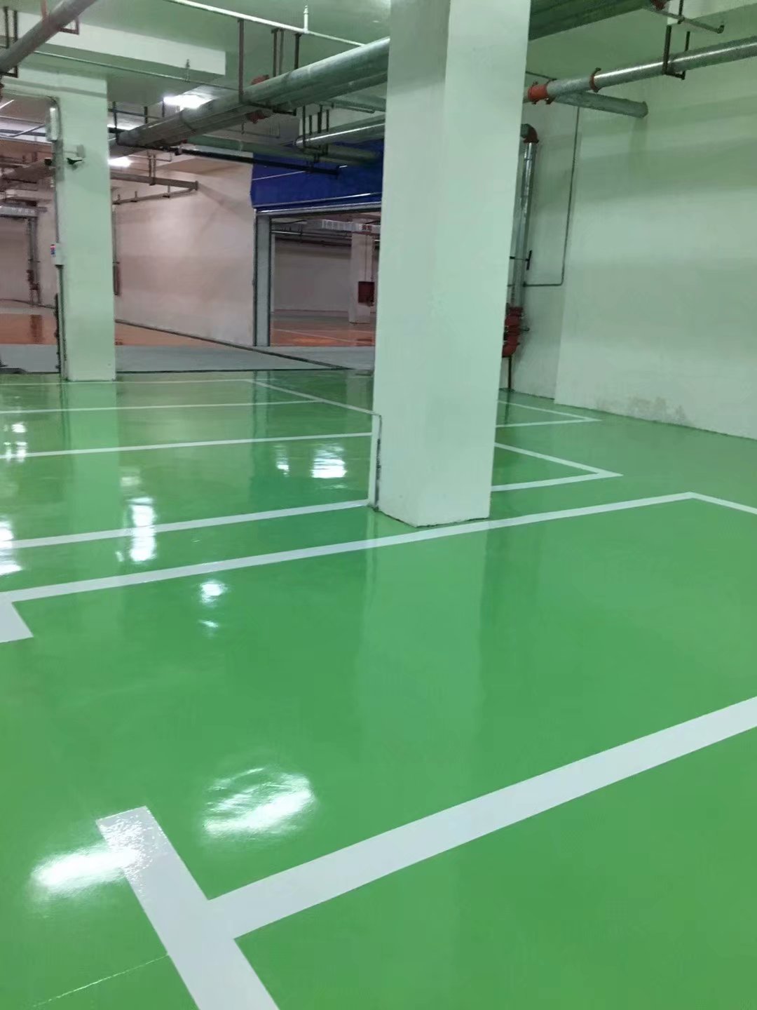 祝賀咸陽萬達廣場環(huán)氧地坪工程順利驗收
