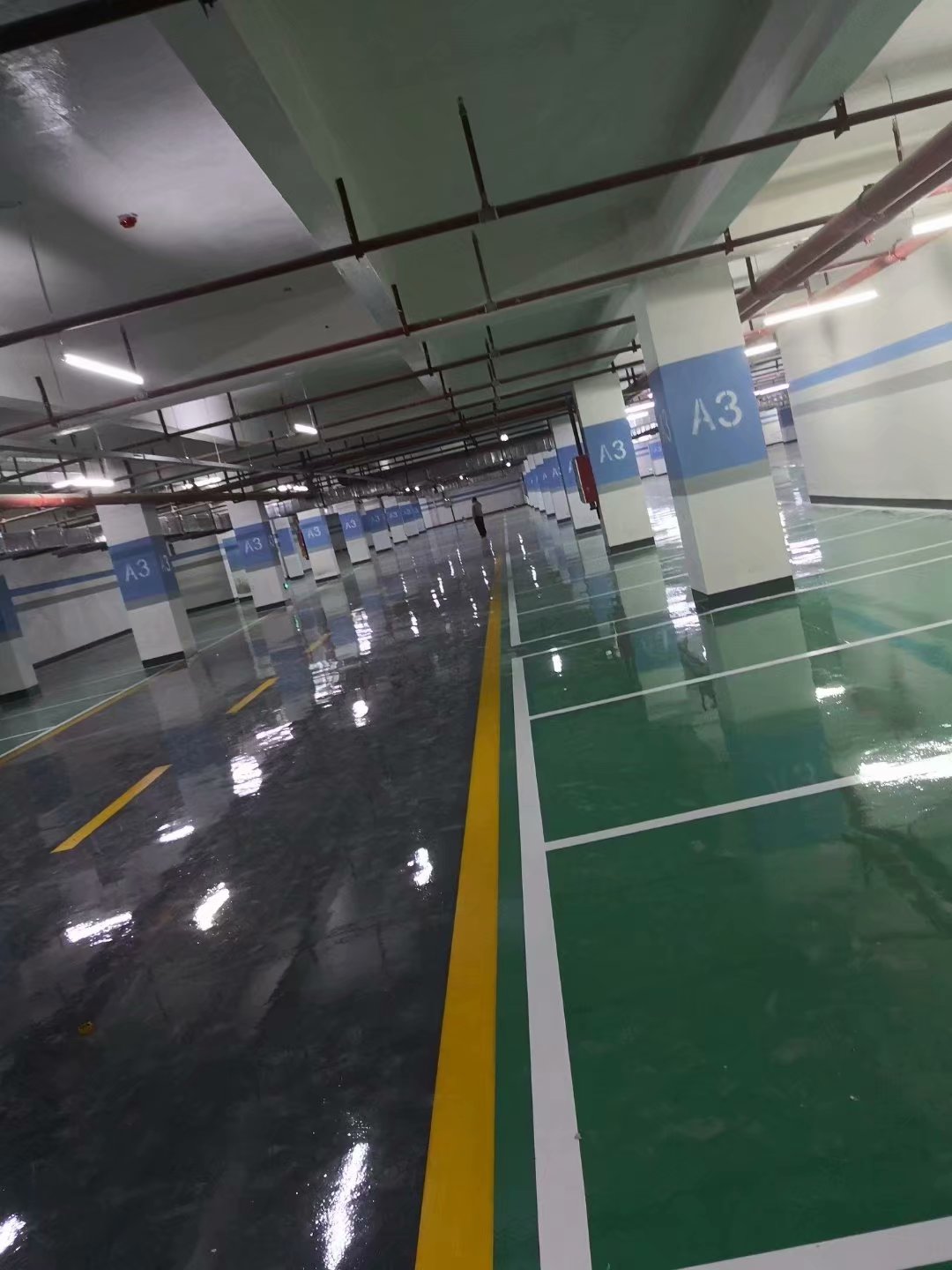 上海巴士客車維修有限公司第三車道進場